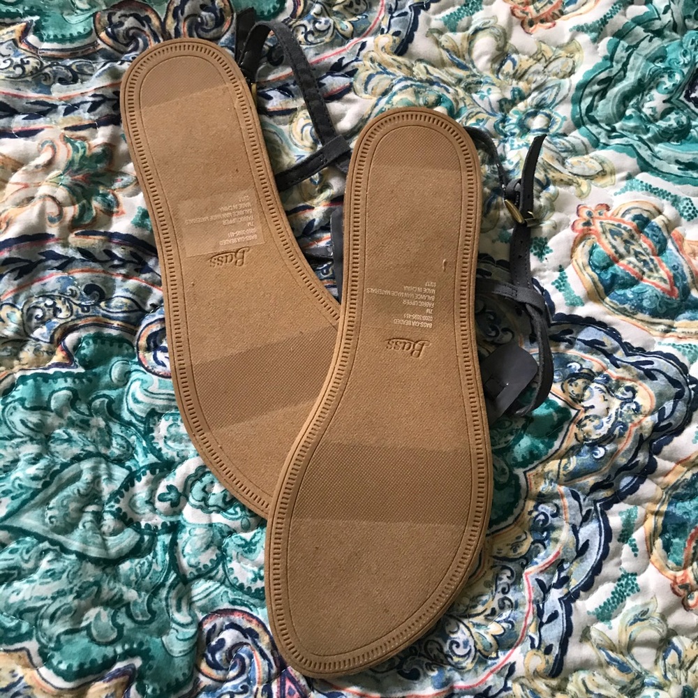 BASS Beaded Sandals - Picture 2 of 3